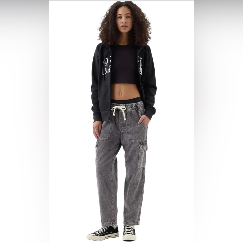 NWOT Gap Denim Easy Jean Grey Cargo